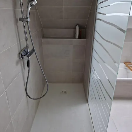 Apartament Sublime 100m2 Avec Grande Terrasse *